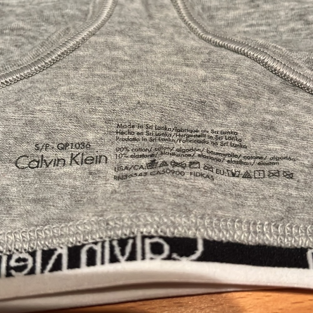 Calvin Klein bralette - Picture 3 of 3
